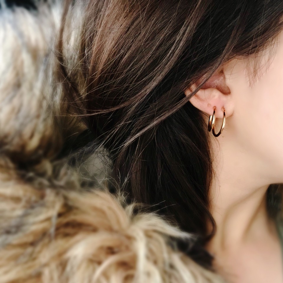 עגילי חישוק קלאסי