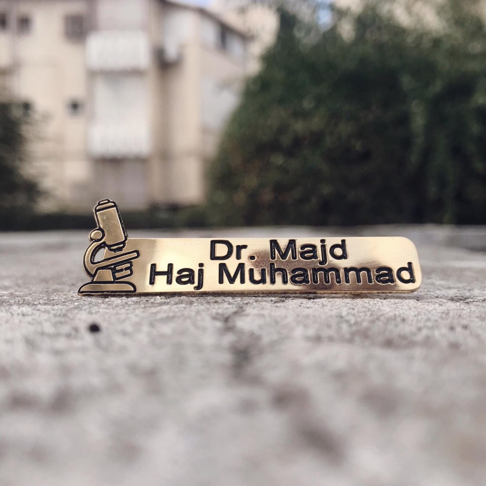 סיכת רופא מיקרוסקופ