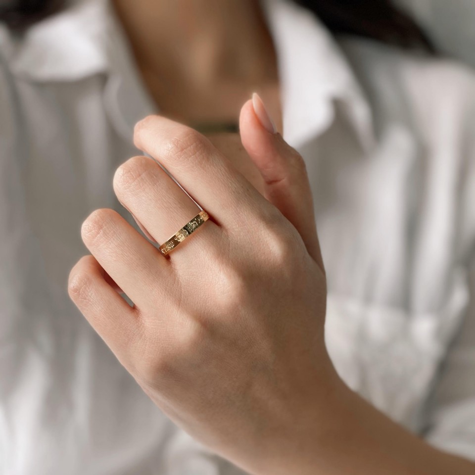 טבעת קלאסית דקה