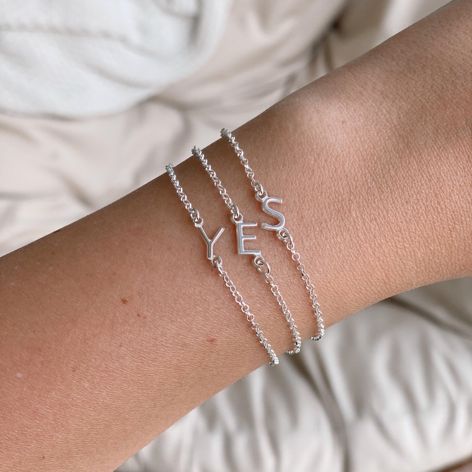  צמיד אות אלכסון