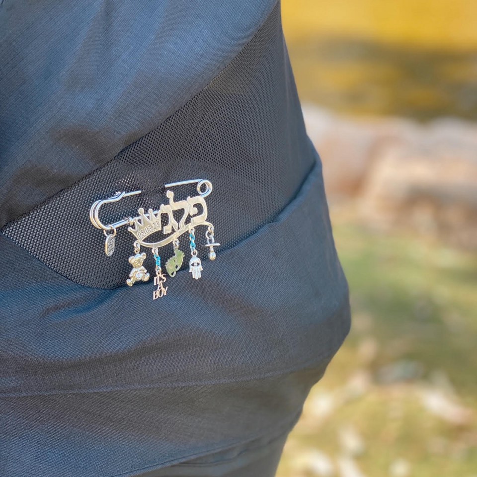 סיכה לעגלה שם וכתר