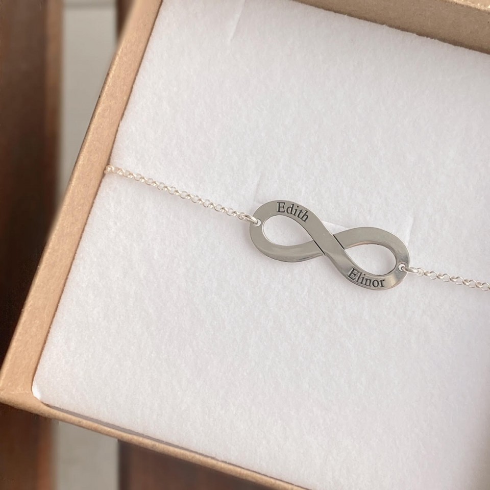  צמיד אינפיניטי חריטות